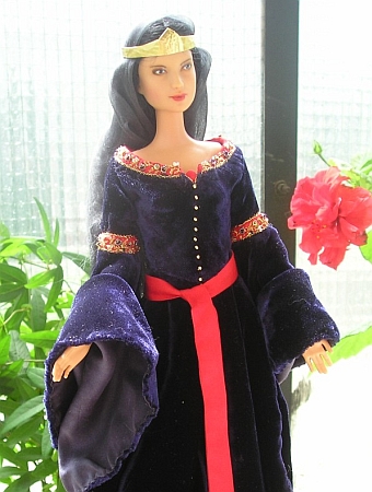 Arwen's mourning gown - ooak Barbie doll dress