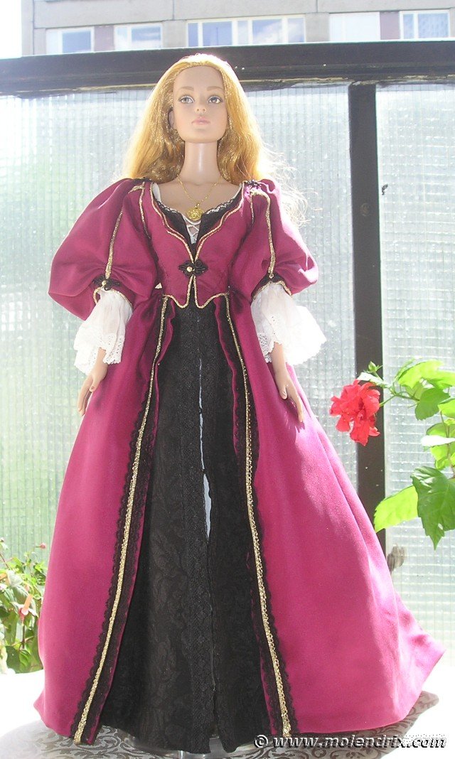 elizabeth swann dress