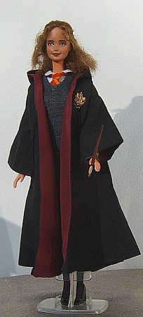Hermiona Grangerová - upravená panenka Barbie