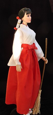 miko - tradiční japonský oděv pro kněžku pro 16" panenku