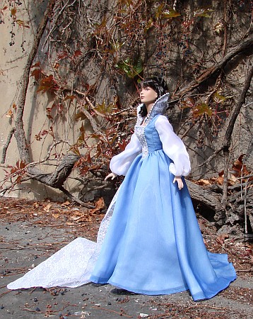 Večernice - kostým pro panenku Tyler Wentworth z filmu Princ a Večernice