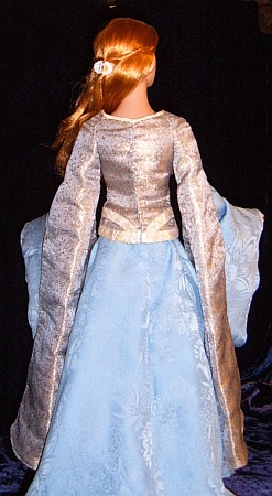 Eowyn - OOAK Victory gown for 16" doll ROTK